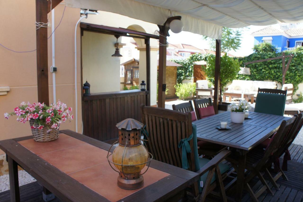 Villa Las Tres Perlas Algorfa Exterior photo